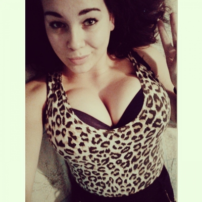 hot big boobs teen in bed