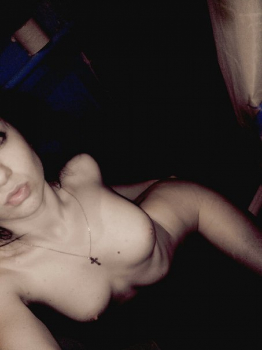 sexy topless brunette